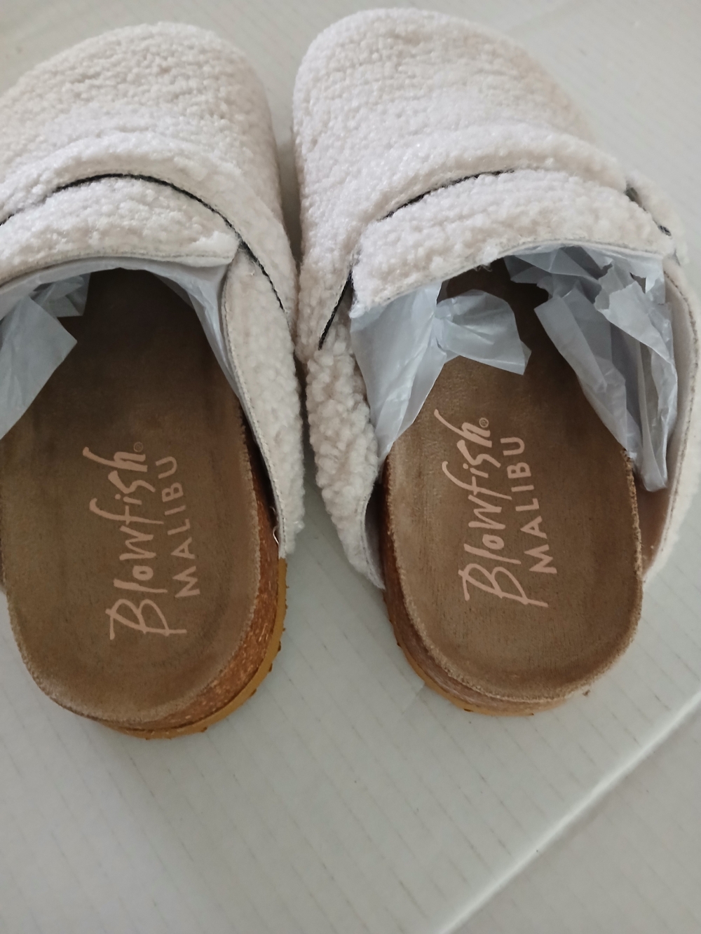 Blowfish Kids Cream Sherpa Clogs New $30 - Picture 7 of 9